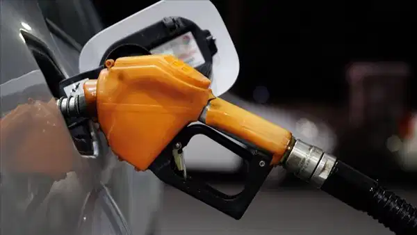 Motorinde dev indirim yolda: Litre fiyatı ne kadar düşecek?